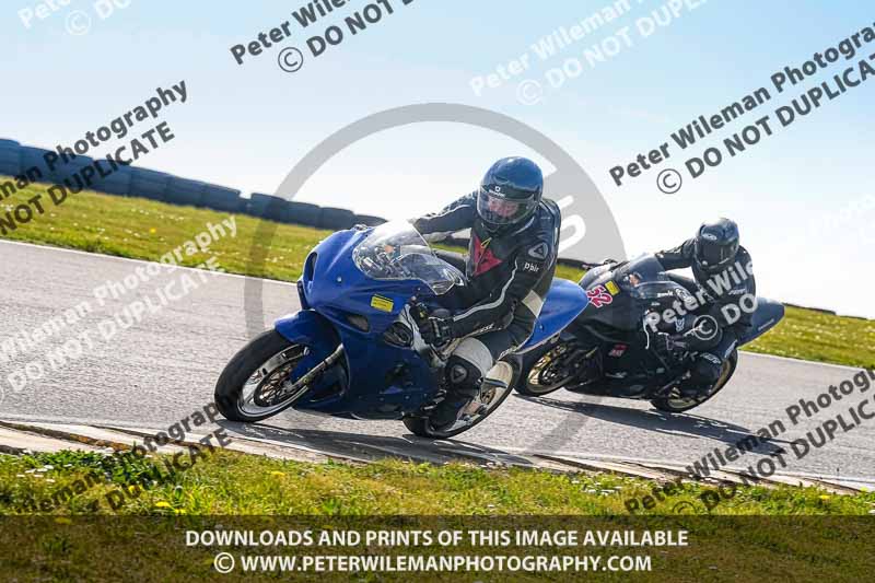 anglesey no limits trackday;anglesey photographs;anglesey trackday photographs;enduro digital images;event digital images;eventdigitalimages;no limits trackdays;peter wileman photography;racing digital images;trac mon;trackday digital images;trackday photos;ty croes